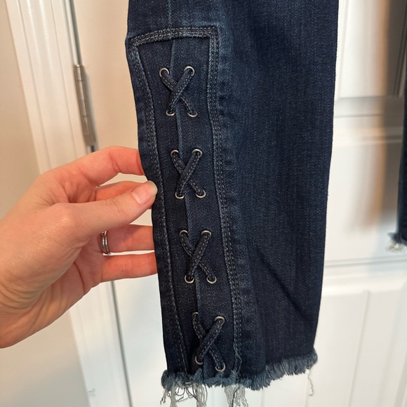 Express Jeans - Picture 3 of 8